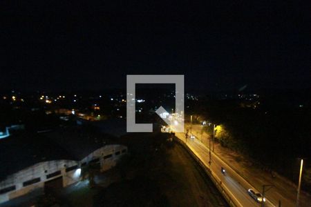 Vista Quarto 1 de apartamento para alugar com 3 quartos, 53m² em Maria Paula, Niterói