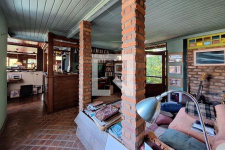 Sala 2 de casa de condomínio à venda com 3 quartos, 340m² em Itacoatiara, Niterói