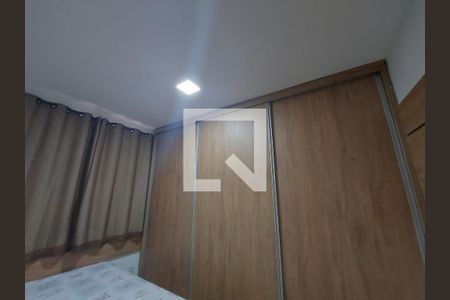 Quarto de apartamento para alugar com 2 quartos, 69m² em Cabral, Contagem