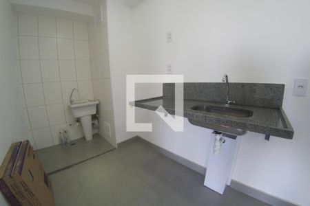 Cozinha de apartamento à venda com 2 quartos, 40m² em Vila Sônia, São Paulo