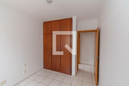 Quarto 1 de apartamento à venda com 2 quartos, 80m² em Vila Itapura, Campinas