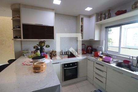 Cozinha de casa à venda com 6 quartos, 1000m² em Vila Moreira, São Paulo