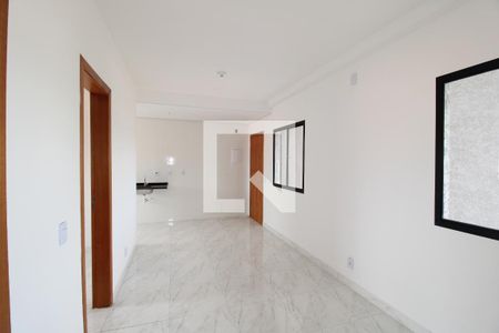 Sala/Cozinha e área de serviço de apartamento à venda com 2 quartos, 50m² em Vila Ré, São Paulo