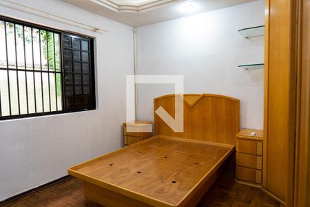 Quarto 1 de casa à venda com 3 quartos, 240m² em Santa Teresinha, Santo André