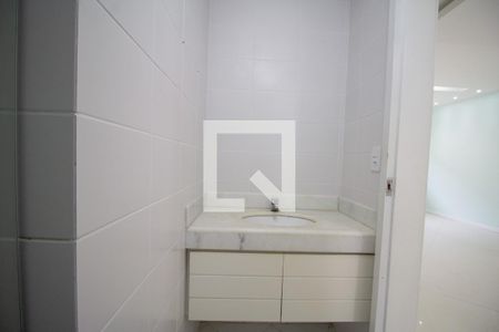 Banheiro Social de casa de condomínio à venda com 4 quartos, 161m² em Recreio dos Bandeirantes, Rio de Janeiro