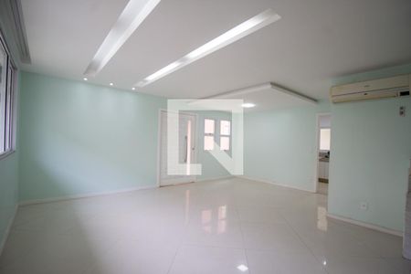 Sala de casa de condomínio à venda com 4 quartos, 161m² em Recreio dos Bandeirantes, Rio de Janeiro