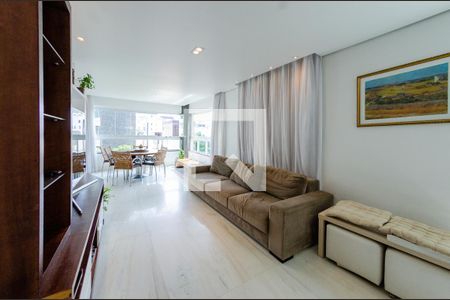 Sala de apartamento para alugar com 4 quartos, 157m² em Buritis, Belo Horizonte