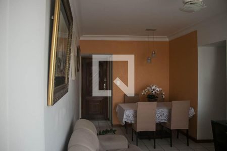 Sala de apartamento para alugar com 2 quartos, 72m² em Doron, Salvador