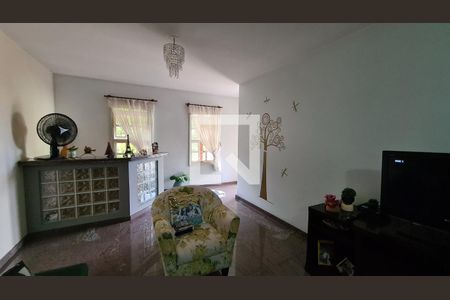 Sala de casa à venda com 3 quartos, 261m² em Vila Maringa, Jundiaí