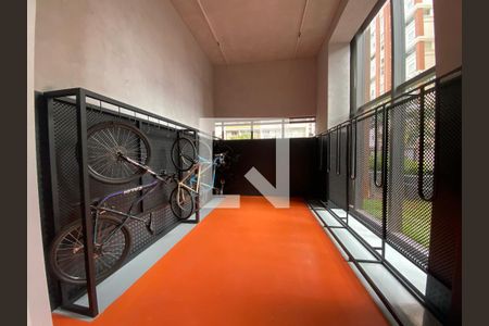 Bicicletário  de kitnet/studio à venda com 1 quarto, 36m² em Pinheiros, São Paulo
