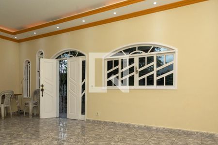 Sala de casa para alugar com 4 quartos, 420m² em Pechincha, Rio de Janeiro