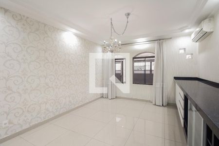 Sala de Jantar  de casa à venda com 3 quartos, 300m² em Vila Carrão, São Paulo