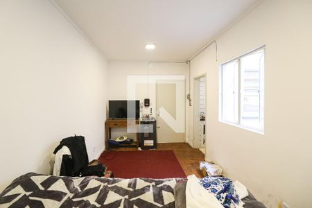 Apartamento para alugar com 30m², 1 quarto e sem vagaSala e Quarto