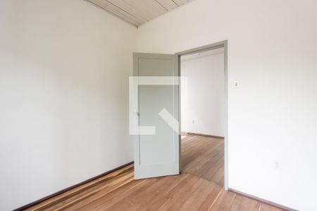 Quarto 1 de casa para alugar com 3 quartos, 120m² em Navegantes, Porto Alegre