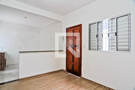 Sala de casa para alugar com 1 quarto, 50m² em Parque Peruche, São Paulo