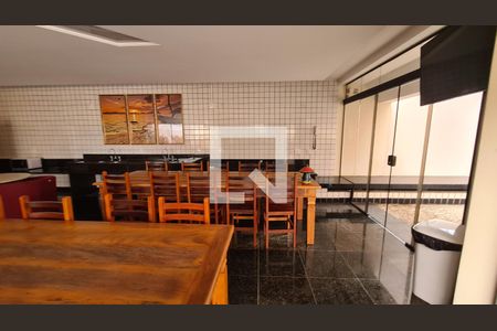 Apartamento à venda com 250m², 4 quartos e 3 vagas Apartamento à venda com 250m², 4 quartos e 3 vagasÁrea comum