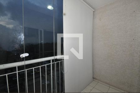 Sacada Sala de apartamento à venda com 3 quartos, 64m² em Jardim Modelo, São Paulo