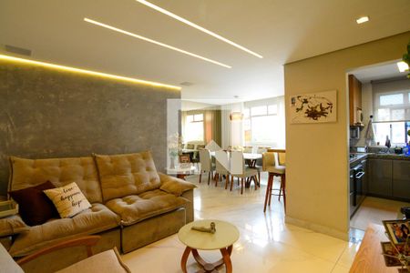 Sala de apartamento à venda com 3 quartos, 84m² em Padre Eustáquio, Belo Horizonte