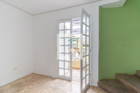 Sala de casa para alugar com 2 quartos, 150m² em Itaquera, São Paulo