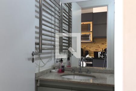 Detalhe do banheiro de kitnet/studio à venda com 1 quarto, 27m² em Pinheiros, São Paulo