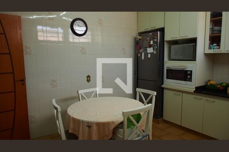 Cozinha de casa à venda com 2 quartos, 170m² em Vila Hortolandia, Jundiaí