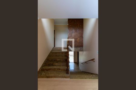 Escada de casa à venda com 3 quartos, 450m² em Centro, São Bernardo do Campo