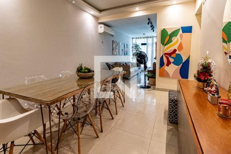 Sala de apartamento à venda com 3 quartos, 120m² em Icaraí, Niterói