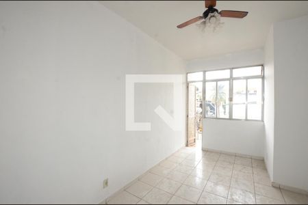 Sala de apartamento para alugar com 2 quartos, 65m² em Pilares, Rio de Janeiro