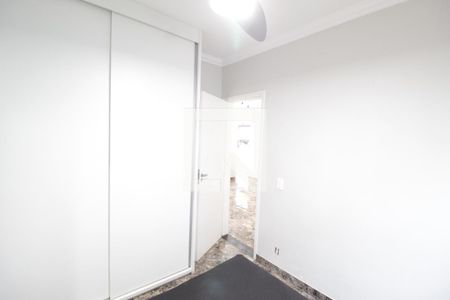 Quarto 1 de apartamento para alugar com 2 quartos, 65m² em Morada da Colina, Uberlândia