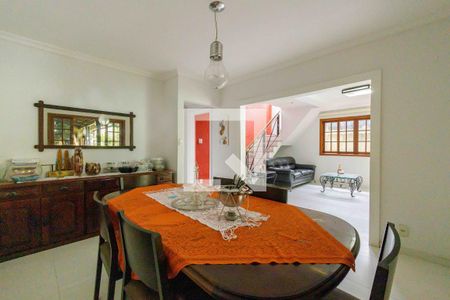 Sala de casa à venda com 4 quartos, 230m² em Vargem Grande, Rio de Janeiro