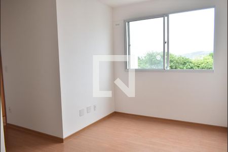 Sala de apartamento para alugar com 2 quartos, 43m² em Inhoaíba, Rio de Janeiro