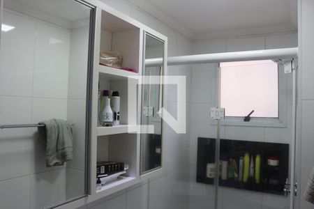 Apartamento à venda com 66m², 2 quartos e 1 vaga Apartamento à venda com 66m², 2 quartos e 1 vagaBanheiro da Suíte