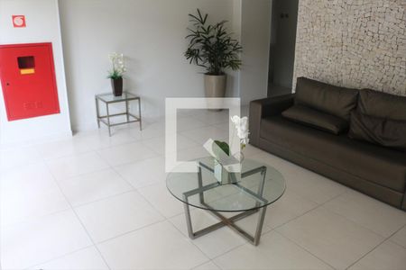 Apartamento à venda com 66m², 2 quartos e 1 vaga Apartamento à venda com 66m², 2 quartos e 1 vagaHall social