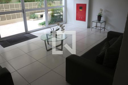 Apartamento à venda com 66m², 2 quartos e 1 vaga Apartamento à venda com 66m², 2 quartos e 1 vagaHall social