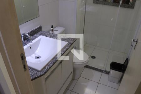 Apartamento à venda com 66m², 2 quartos e 1 vaga Apartamento à venda com 66m², 2 quartos e 1 vagaBanheiro