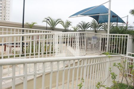 Apartamento à venda com 66m², 2 quartos e 1 vaga Apartamento à venda com 66m², 2 quartos e 1 vagaÁrea comum - Piscina