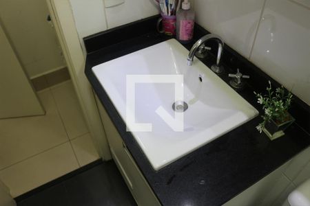 Apartamento à venda com 66m², 2 quartos e 1 vaga Apartamento à venda com 66m², 2 quartos e 1 vagaBanheiro da Suíte