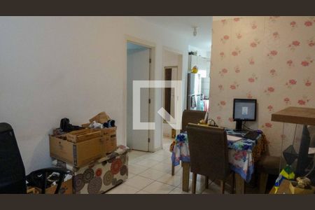 Sala de apartamento à venda com 2 quartos, 58m² em Quitaúna, Osasco