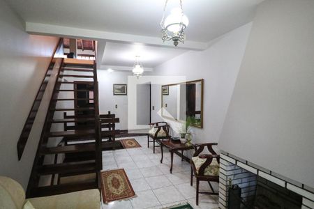 Sala 2 de casa à venda com 6 quartos, 400m² em Tristeza, Porto Alegre