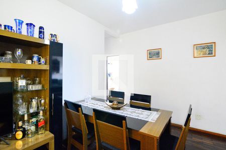 Sala de apartamento à venda com 2 quartos, 90m² em Jardim Montanhês, Belo Horizonte