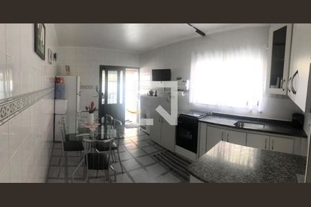 Casa à venda com 3 quartos, 150m² em Cangaiba, São Paulo