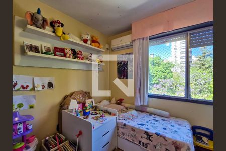 Quarto 1 de apartamento à venda com 3 quartos, 98m² em São João, Porto Alegre