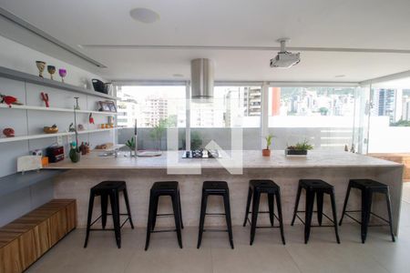 Cobertura de apartamento à venda com 4 quartos, 300m² em Carmo, Belo Horizonte