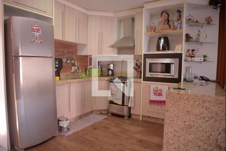 Casa para alugar com 240m², 4 quartos e 1 vaga Casa para alugar com 240m², 4 quartos e 1 vaga Cozinha