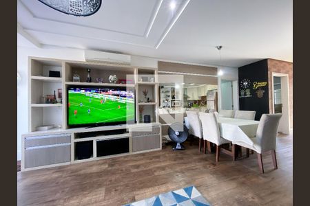 Casa para alugar com 240m², 4 quartos e 1 vaga Casa para alugar com 240m², 4 quartos e 1 vagaSala