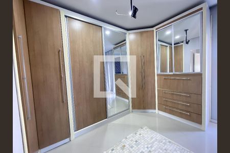 Casa para alugar com 240m², 4 quartos e 1 vaga Casa para alugar com 240m², 4 quartos e 1 vagaQuarto 1
