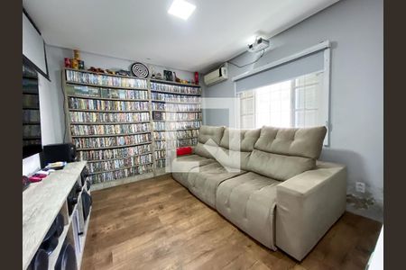Casa para alugar com 240m², 4 quartos e 1 vaga Casa para alugar com 240m², 4 quartos e 1 vagaQuarto 4