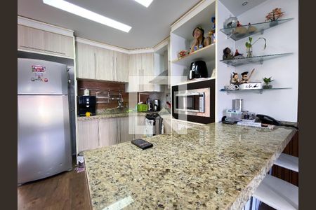 Casa para alugar com 240m², 4 quartos e 1 vaga Casa para alugar com 240m², 4 quartos e 1 vaga Cozinha