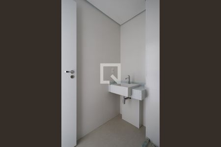 Banheiro de kitnet/studio à venda com 1 quarto, 22m² em Vila Ester (zona Norte), São Paulo
