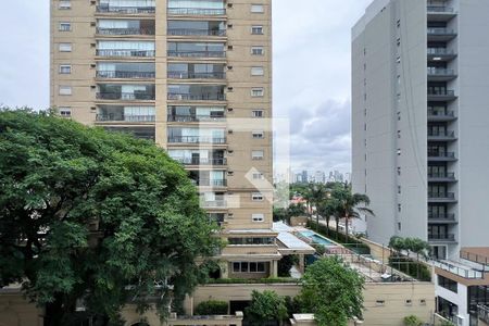 Vista de apartamento à venda com 2 quartos, 60m² em Vila Olímpia, São Paulo